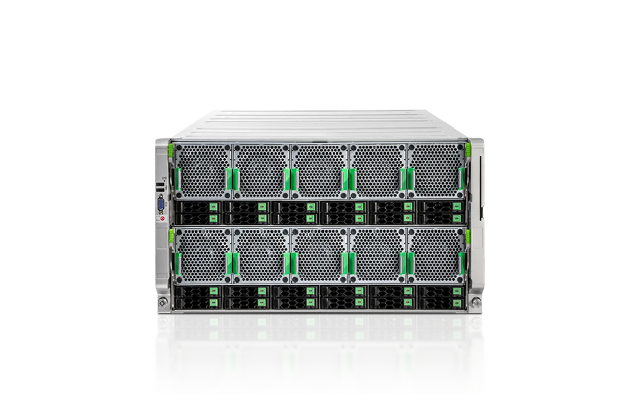Fsas PRIMERGY RX8770 M7 – serwer 4- i 8-procesorowy